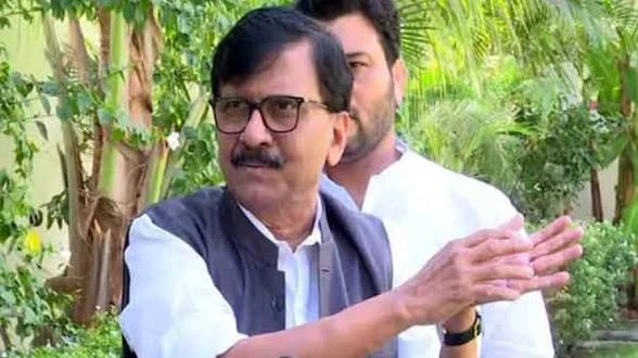 मोदी हमेशा पीएम नहीं रहेंगे: अमित शाह के बयान पर संजय राउत का पलटवार, एसआईआर पर भी उठाए सवाल