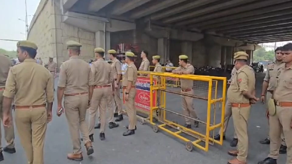 सीजेपी प्रदर्शन से पहले दिल्ली में सुरक्षा कड़ी, 25 हजार जवानों की तैनाती का दावा; भीड़ नियंत्रण के लिए विशेष ग्रेनेड की चर्चा