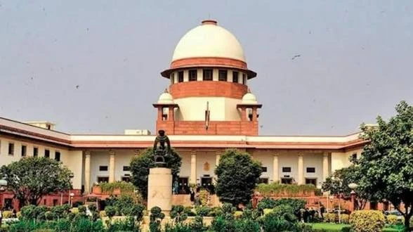 टीएमसी नाम और चुनाव चिह्न विवाद: सुप्रीम कोर्ट ने बढ़ाई समयसीमा, अब चुनाव आयोग करेगा फैसला
