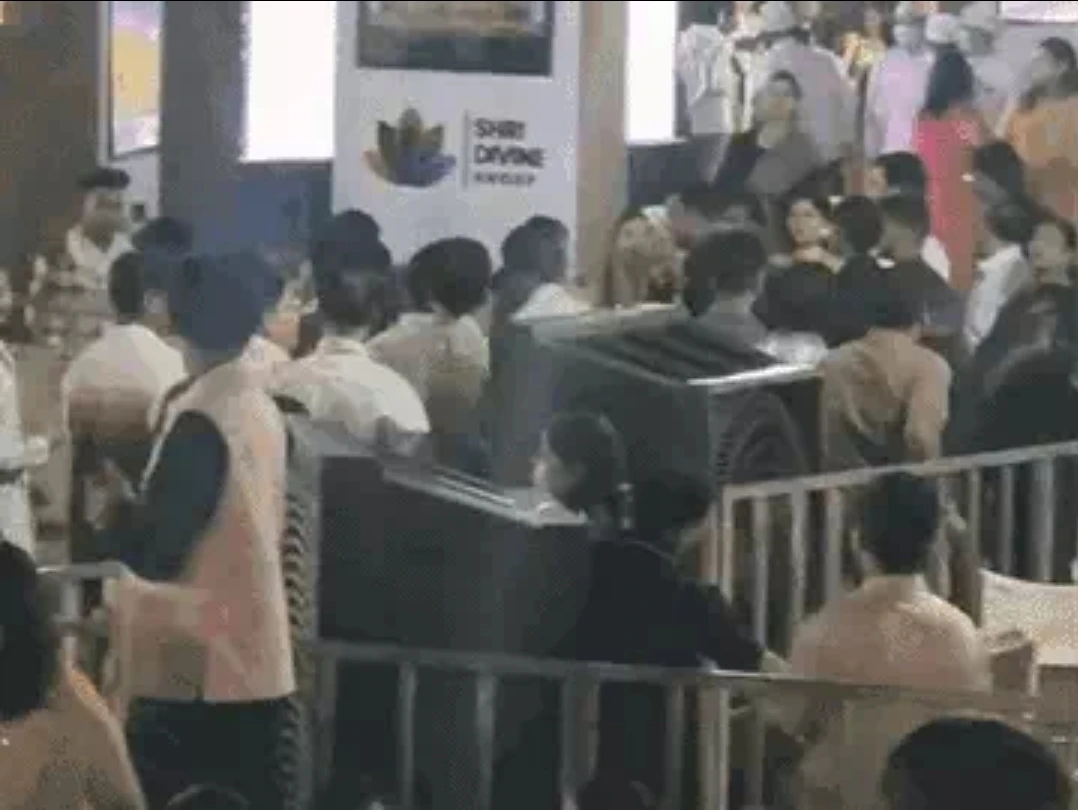 अग्र महोत्सव में पलक मुच्छल की प्रस्तुति रद्द, आधी रात तक इंतजार करते रहे दर्शक; आयोजकों पर उठे सवाल