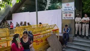 दिल्ली प्रदर्शन से पहले इंटरनेट बंद करने का आदेश, नई दिल्ली में चार किलोमीटर के दायरे में सेवाएं रहेंगी निलंबित