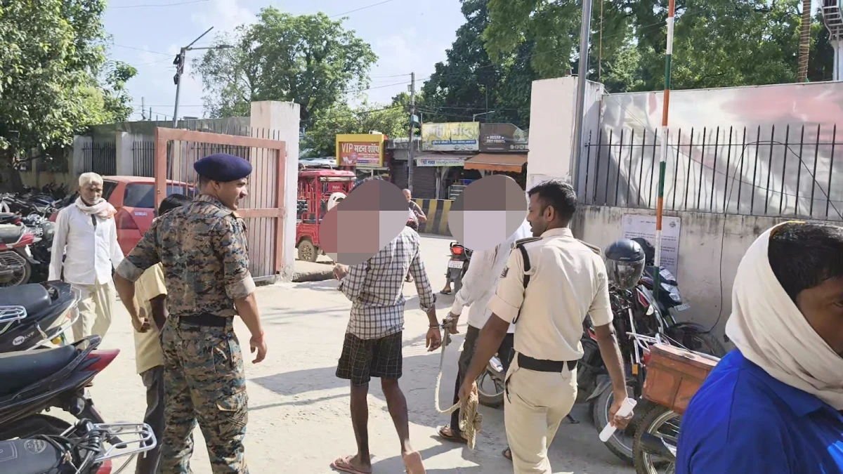 POLICE ARRESTED A BETEL SHOPOWNER WITH 10.3 KG OF GANJA