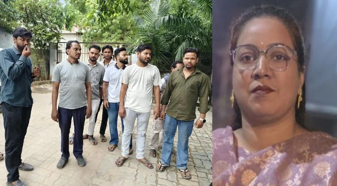 LADY TEACHER CRUSHED TO DEATH