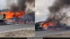 बांग्लादेश के समुद्र तटीय रिसॉर्ट में भीषण आग, 10 पर्यटकों की मौत और 9 घायल; इमारत जलकर राख