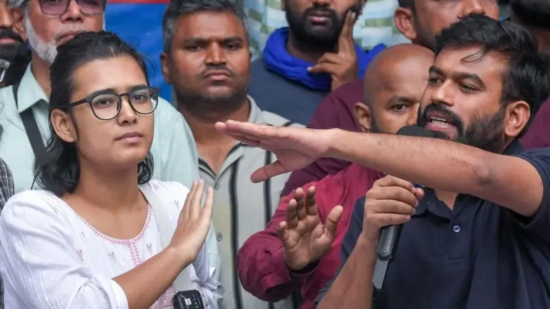 सीजेपी की प्रेस कॉन्फ्रेंस में हंगामा, नेहा बोरा का भाषण बीच में रुका; अभिजीत दीपके बोले- ‘मोदी तानाशाह बन चुके हैं’