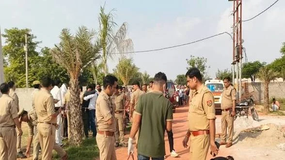 आगरा: युवक ने युवती को गोली मारी, फिर खुद की जान; कॉलोनी में मचा हड़कंप