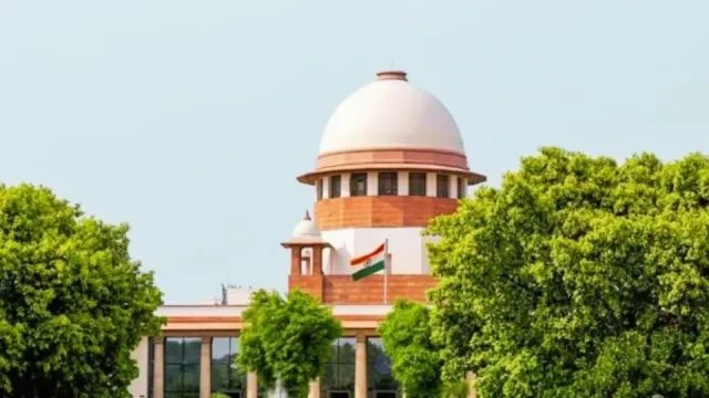 Supreme Court Issues Notice to Centre Over Privacy Law, Media Body Warns of Newsroom Shutdowns
