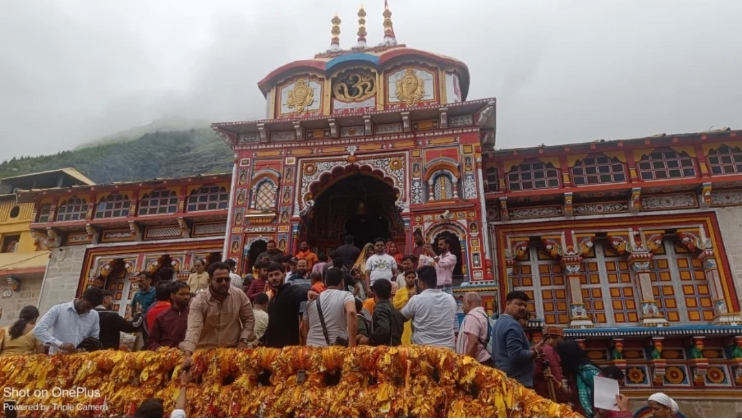 बदरीनाथ धाम यात्रा में नया कीर्तिमान, श्रद्धालुओं की संख्या 20 लाख के पार