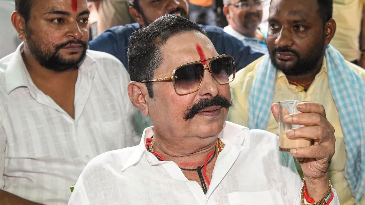 बिहार में अनंत सिंह जदयू से छह साल के लिए निष्कासित, पत्नी नीलम देवी पर भी कार्रवाई