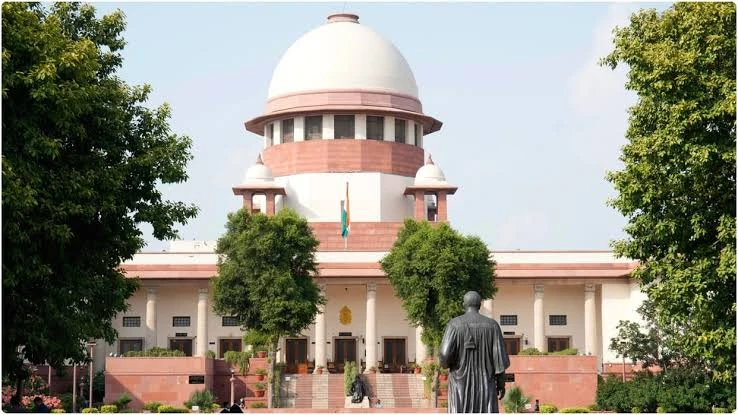 दिल्ली में एसआईआर विरोध से जुड़ी याचिकाओं पर सुनवाई का रास्ता साफ, सीजेआई सूर्यकांत ने दिया आश्वासन