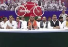 यूपी: अखिलेश यादव ने 97 बूथों पर मतदान में गड़बड़ी का लगाया आरोप, भाजपा पर साधा निशाना
