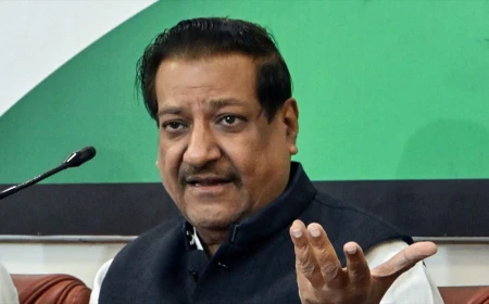 खरगे के बयान पर कांग्रेस में भी सवाल, पृथ्वीराज चव्हाण बोले- भाषा की मर्यादा जरूरी