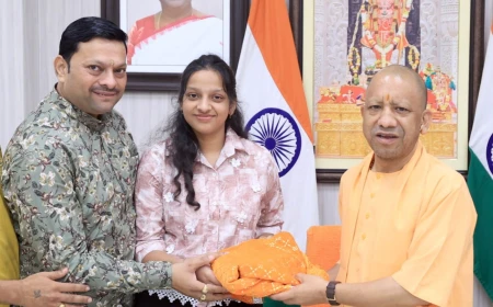 आतिशबाजी कारोबारियों को सीएम योगी ने दिलाया भरोसा, नहीं होने देंगे व्यापारियों का उत्पीड़न अनुभव अग्रवाल