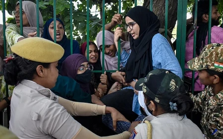 जामिया छात्र आंदोलन में बाहरी लोगों की मौजूदगी पर विवाद, पुराने प्रदर्शनों से जुड़े लोगों को लेकर उठे सवाल