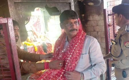 शारदीय नवरात्रि के दृष्टिगत जिलाधिकारी एवं पुलिस अधीक्षक ने कंकाली देवी मंदिर का किया निरीक्षण