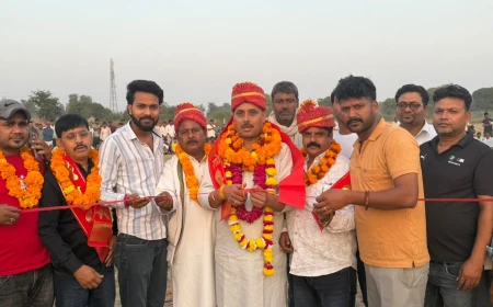 ऐहन में कुश्ती दंगल का अनिल सिसोदिया ने फीता काटकर किया उद्घाटन, पहलवानों के मिलवाए हाथ