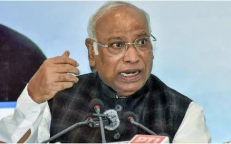 परिसीमन पर पीएम मोदी को खरगे की चेतावनी, बोले— संसद में विधेयक थोपने की कोशिश न करें