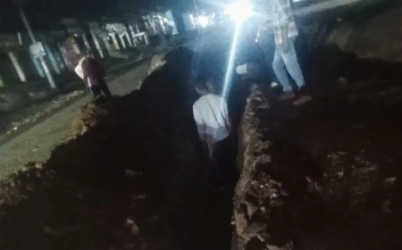 ऊमरी रोड पर पेयजल की मुख्य पाइपलाइन टूटी, नानाखेड़ी समेत कई कॉलोनियों में जलापूर्ति बाधित