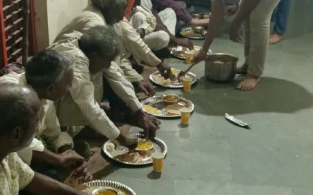 हाथरस में रोटी बैंक ने लगातार 3200 दिन पूरी की सेवा, जरूरतमंदों को हर दिन मिल रहा भोजन