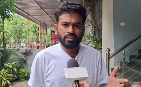 ‘हर जगह मेरा पीछा कर रही सफेद स्कॉर्पियो’, अभिजीत दीपके का दावा- घर के आसपास पुलिस ने घेराबंदी की