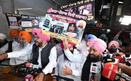 पंजाब विधानसभा के बाहर आप-कांग्रेस विधायकों में तीखी बहस, परगट सिंह ने जोड़े हाथ