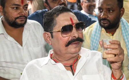 बिहार में अनंत सिंह जदयू से छह साल के लिए निष्कासित, पत्नी नीलम देवी पर भी कार्रवाई