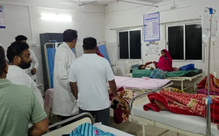 झारखंड: रानी फॉल से लौटे 18 बच्चों की अचानक बिगड़ी तबीयत, उल्टी-दस्त और सिरदर्द से मचा हड़कंप
