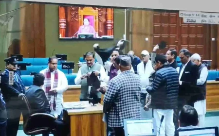 उत्तराखंड विधानसभा में हंगामा, प्रश्नकाल के दौरान मंत्री रेखा आर्या ने दिए जवाब
