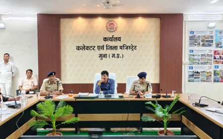 त्योहारों पर गुना की यातायात व्यवस्था सुधारने की तैयारी, ट्रैफिक मित्र संभालेंगे मोर्चा; पार्किंग, फूड जोन और गुमटियों को व्यवस्थित करने के निर्देश