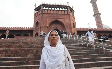 मुगल बादशाह के वंश से जुड़ी सुल्ताना बेगम की जिंदगी, हावड़ा में साधारण घर में रह रही हैं