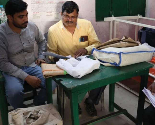 यूपी: विधान परिषद की 11 सीटों के लिए शुक्रवार को 14.81 लाख मतदाता करेंगे मतदान, 72 जिलों में चुनाव की तैयारियां पूरी