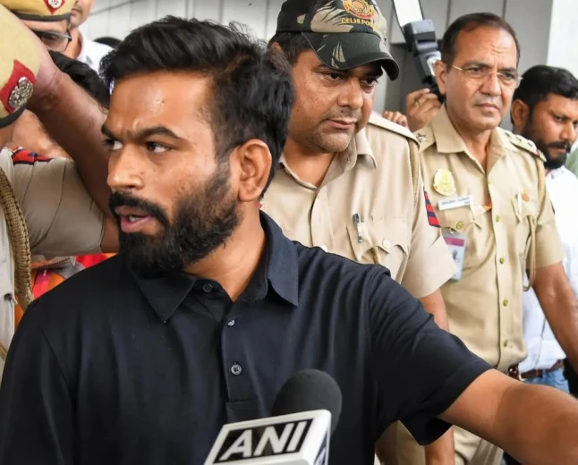 अभिजीत दिपके को सशर्त जमानत, एक साल तक शांति बनाए रखने के लिए बॉन्ड भरने की शर्त