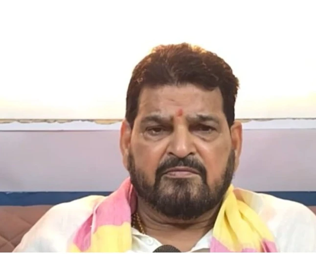 बृजभूषण सिंह को जवाब दाखिल करने के लिए एक सप्ताह की मोहलत, महिला पहलवानों ने दी है बरी किए जाने को चुनौती
